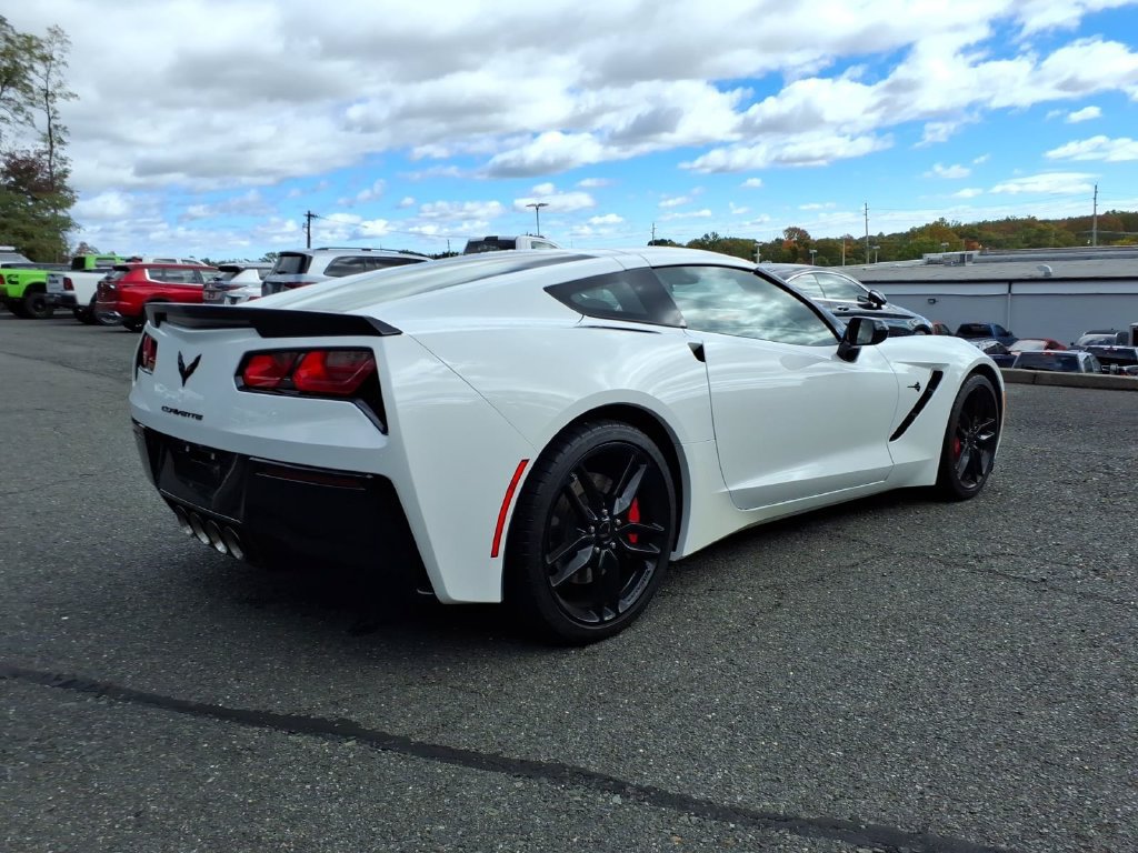 Used 2016 Chevrolet Corvette Stingray Coupe w/ Carbon Flash Badge Package RWD image 7