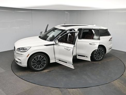 Used 2020 Lincoln Aviator Black Label w/ Dynamic Handling Package AWD/4WD image 60