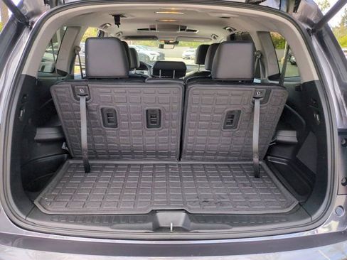 Used 2020 Honda Pilot Touring image 29