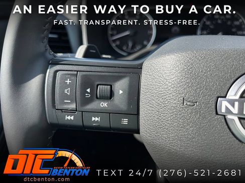 Used 2026 Nissan Rogue SV AWD/4WD image 13