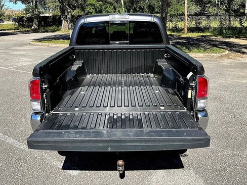 Used 2023 Toyota Tacoma 2WD Double Cab image 33