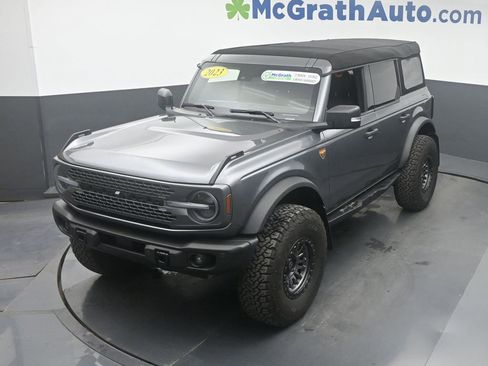 Used 2023 Ford Bronco Badlands image 22