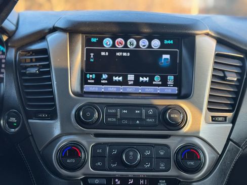 Used 2019 GMC Yukon XL Denali w/ Denali Ultimate Package image 25