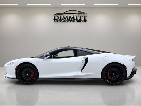 Used 2023 McLaren GT RWD image 2