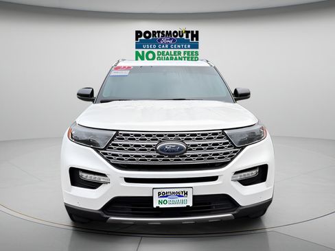 Used 2022 Ford Explorer Limited w/ Equipment Group 301A AWD/4WD image 9