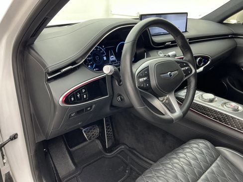 Used 2023 Genesis GV70 3.5T Sport w/ Sport Prestige Package image 15