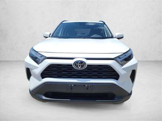 Used 2022 Toyota RAV4 XLE w/ Convenience Package FWD video 2
