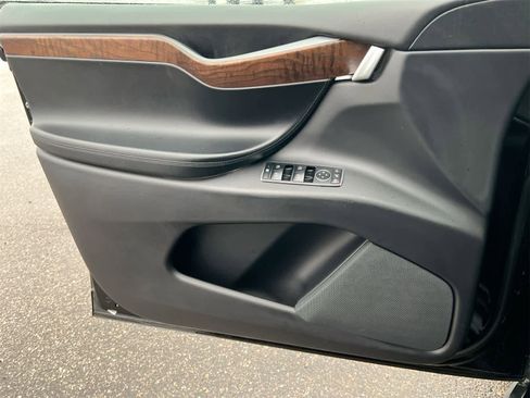 Used 2021 Tesla Model X Long Range image 30