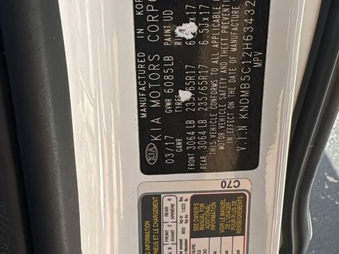 Used 2017 Kia Sedona LX w/ LX Essentials Premium Package FWD image 66