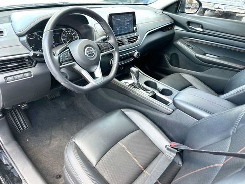 Used 2021 Nissan Altima 2.5 SR FWD image 18