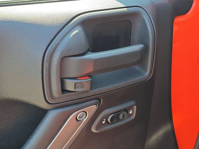 Used 2015 Jeep Wrangler Sport AWD/4WD image 26