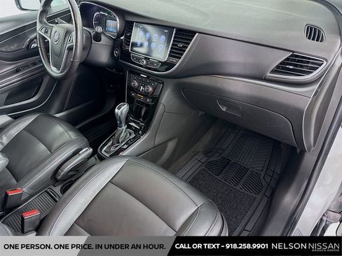 Used 2017 Buick Encore Essence FWD image 27