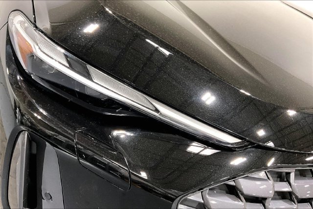 Certified 2025 Audi Q5 Premium AWD/4WD image 24