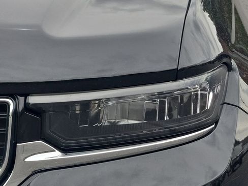 Used 2023 Jeep Grand Cherokee Limited RWD image 16