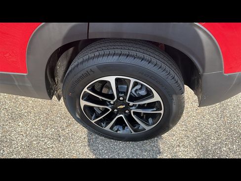 Used 2026 Chevrolet TrailBlazer LT AWD/4WD image 25