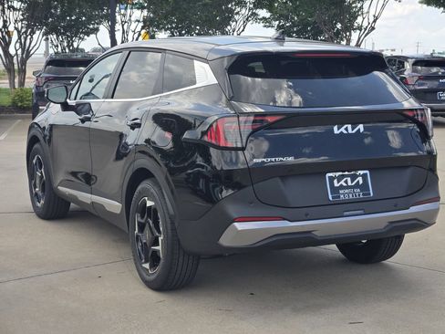 New 2026 Kia Sportage EX FWD image 3