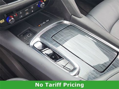 Used 2022 Buick Enclave Essence w/ Sport Touring Edition image 19