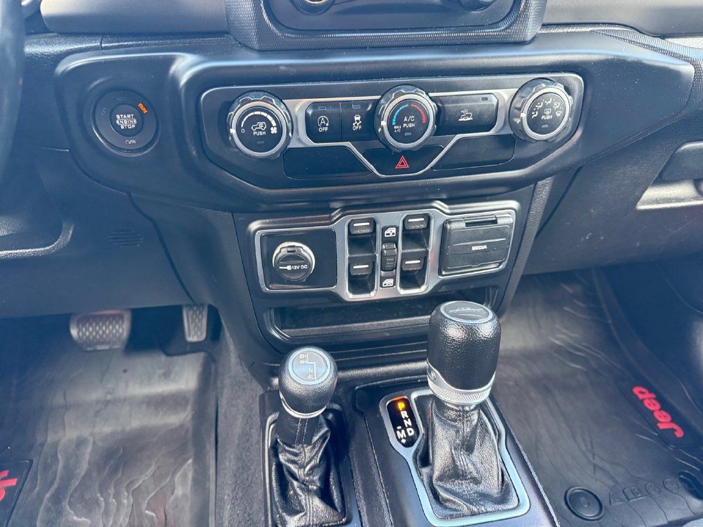 Used 2020 Jeep Gladiator Sport w/ Quick Order Package 24S AWD/4WD image 13