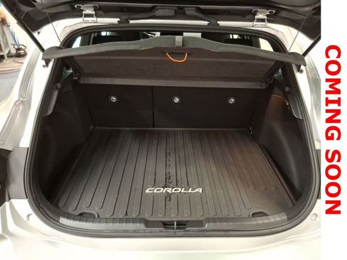 Used 2024 Toyota Corolla SE image 9