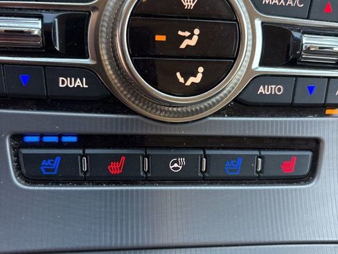 Used 2019 Lincoln MKZ Reserve image 27