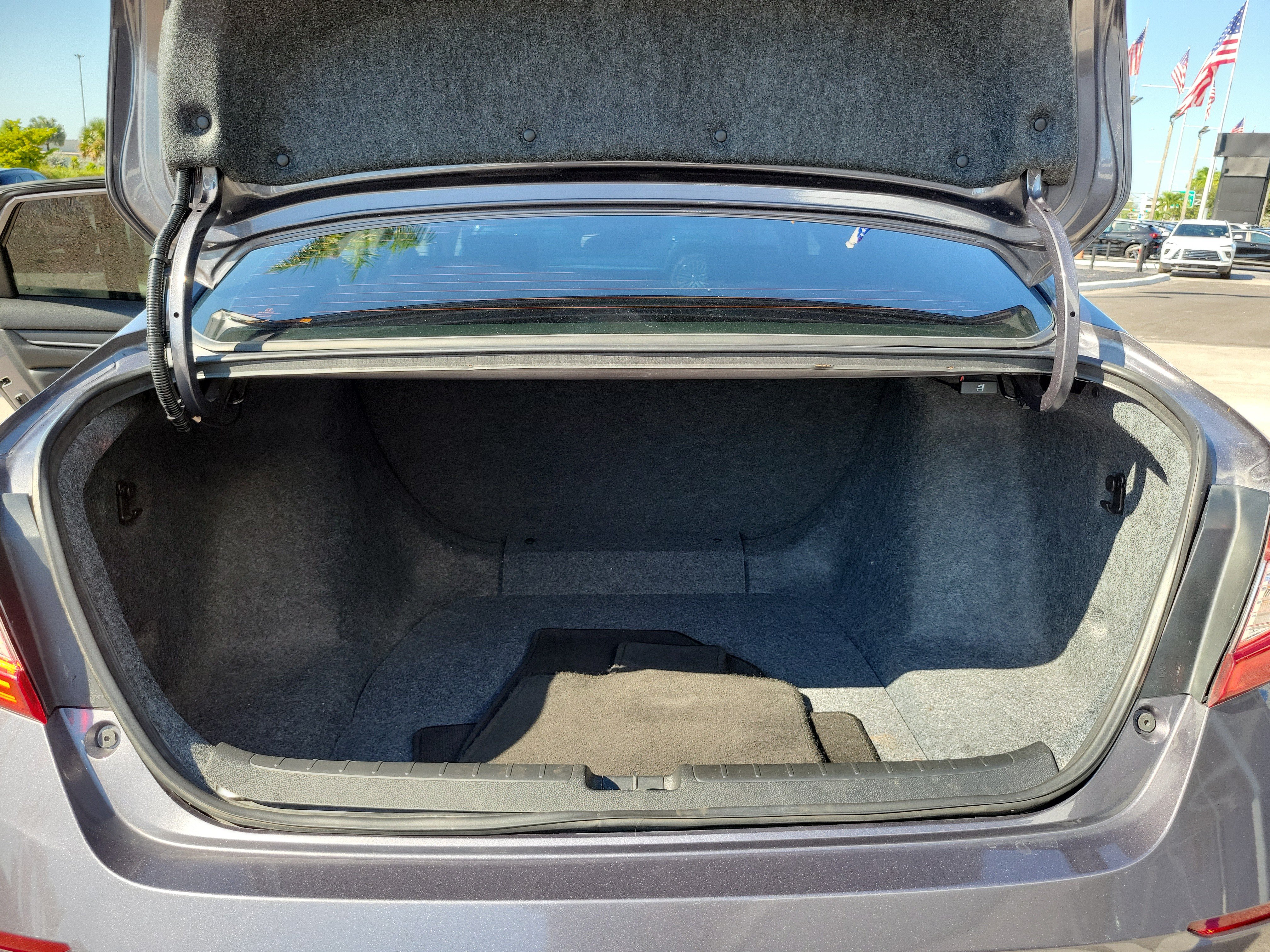Used 2021 Honda Accord LX image 24