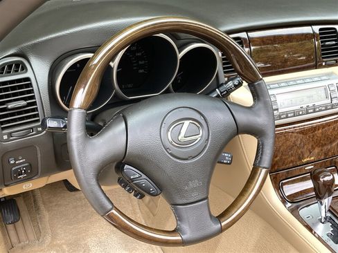 Used 2006 Lexus SC 430 Convertible RWD image 20