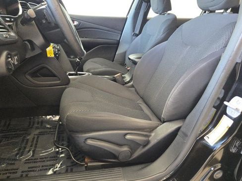 Used 2014 Dodge Dart SE w/ Convenience Group FWD image 16