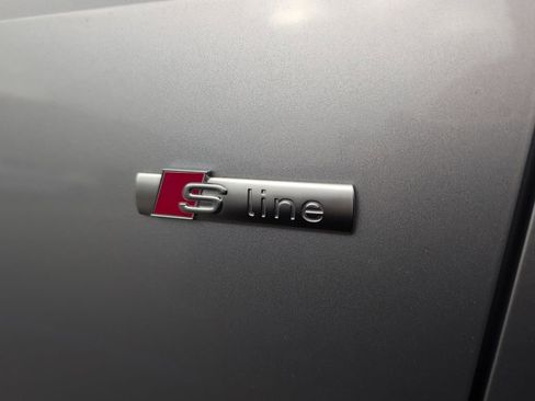 Used 2019 Audi A4 2.0T Premium Plus w/ Premium Plus Package image 10