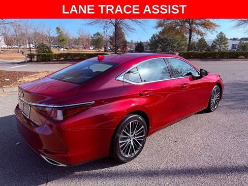 Certified 2024 Lexus ES 350 w/ Premium Package image 8