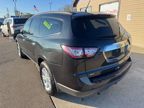 Used 2014 Chevrolet Traverse LT image 7