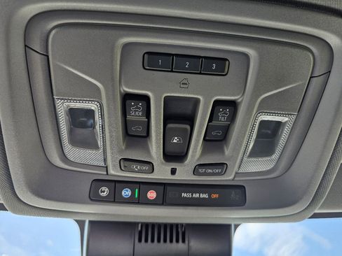 Used 2023 GMC Sierra 1500 Denali image 34