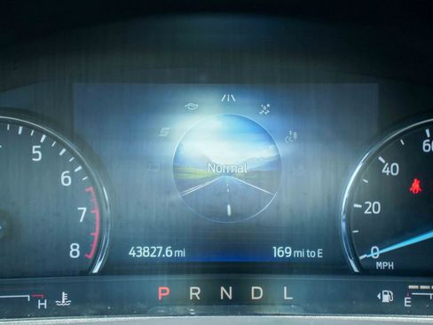 Certified 2023 Ford Explorer XLT AWD/4WD image 44