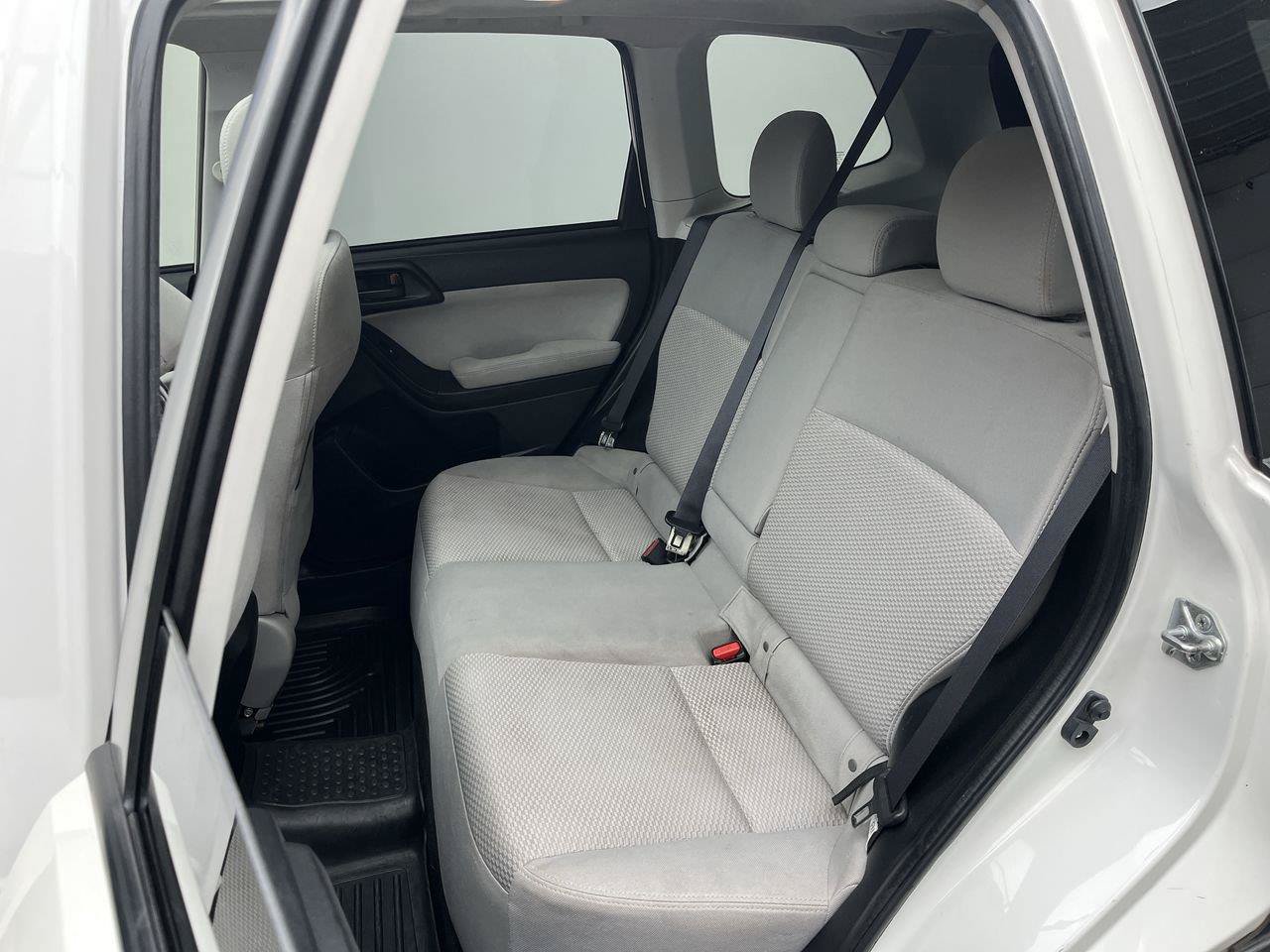Used 2014 Subaru Forester 2.5i Premium AWD/4WD image 12