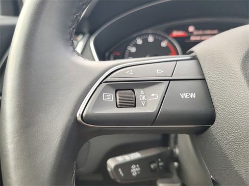 Used 2023 Audi Q5 2.0T Premium w/ Convenience Package image 28
