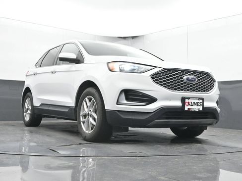 Used 2024 Ford Edge SEL AWD/4WD image 43