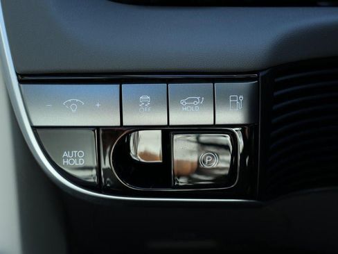 New 2026 Hyundai Ioniq 5 Limited image 16