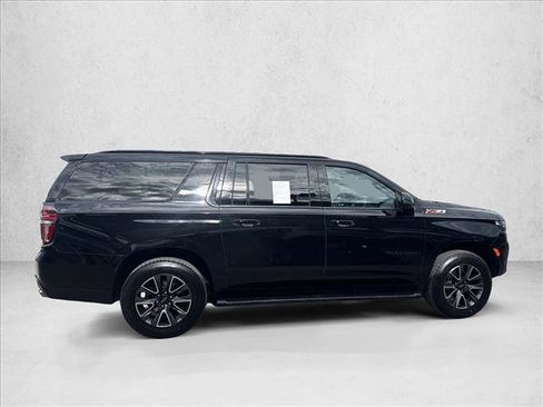 Used 2023 Chevrolet Suburban Z71 w/ Z71 Off-Road Package AWD/4WD image 6