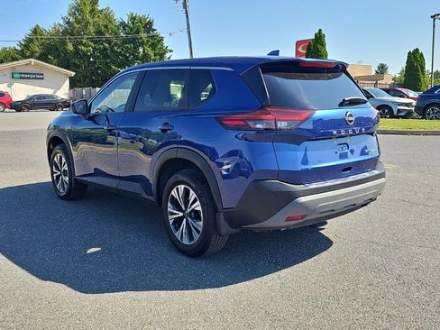 Used 2023 Nissan Rogue SV AWD/4WD image 14