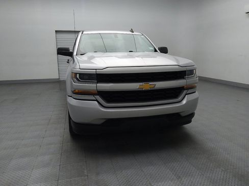 Used 2018 Chevrolet Silverado 1500 Custom w/ Custom Value Package image 14