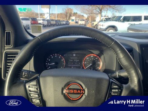 Used 2022 Nissan Frontier PRO-4X w/ Pro-4X Premium Package image 10