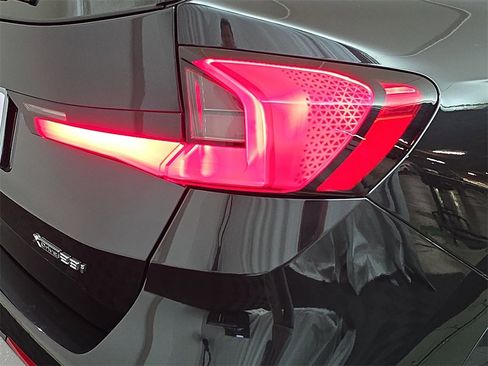 Used 2024 BMW X1 xDrive28i w/ Convenience Package image 35