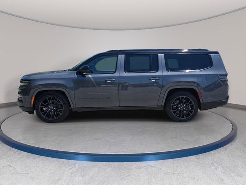 Used 2024 Jeep Grand Wagoneer L Series II w/ Quick Order Packagew 28T AWD/4WD image 9