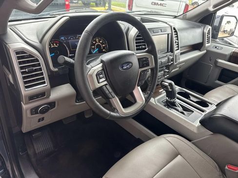 Used 2015 Ford F150 Lariat w/ Equipment Group 502A Luxury RWD image 20