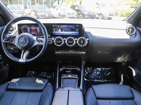 Used 2026 Mercedes-Benz GLA 250 image 10