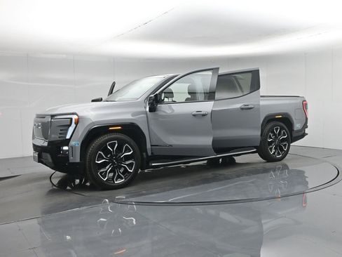 Used 2025 GMC Sierra EV Denali image 6