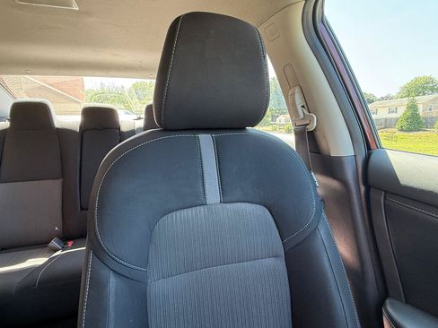 Used 2021 Nissan Sentra SV FWD image 35