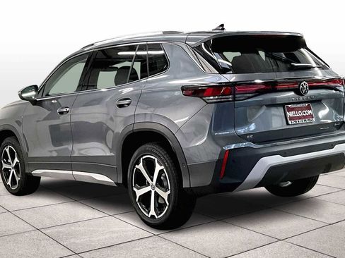 New 2026 Volkswagen Tiguan SE image 3