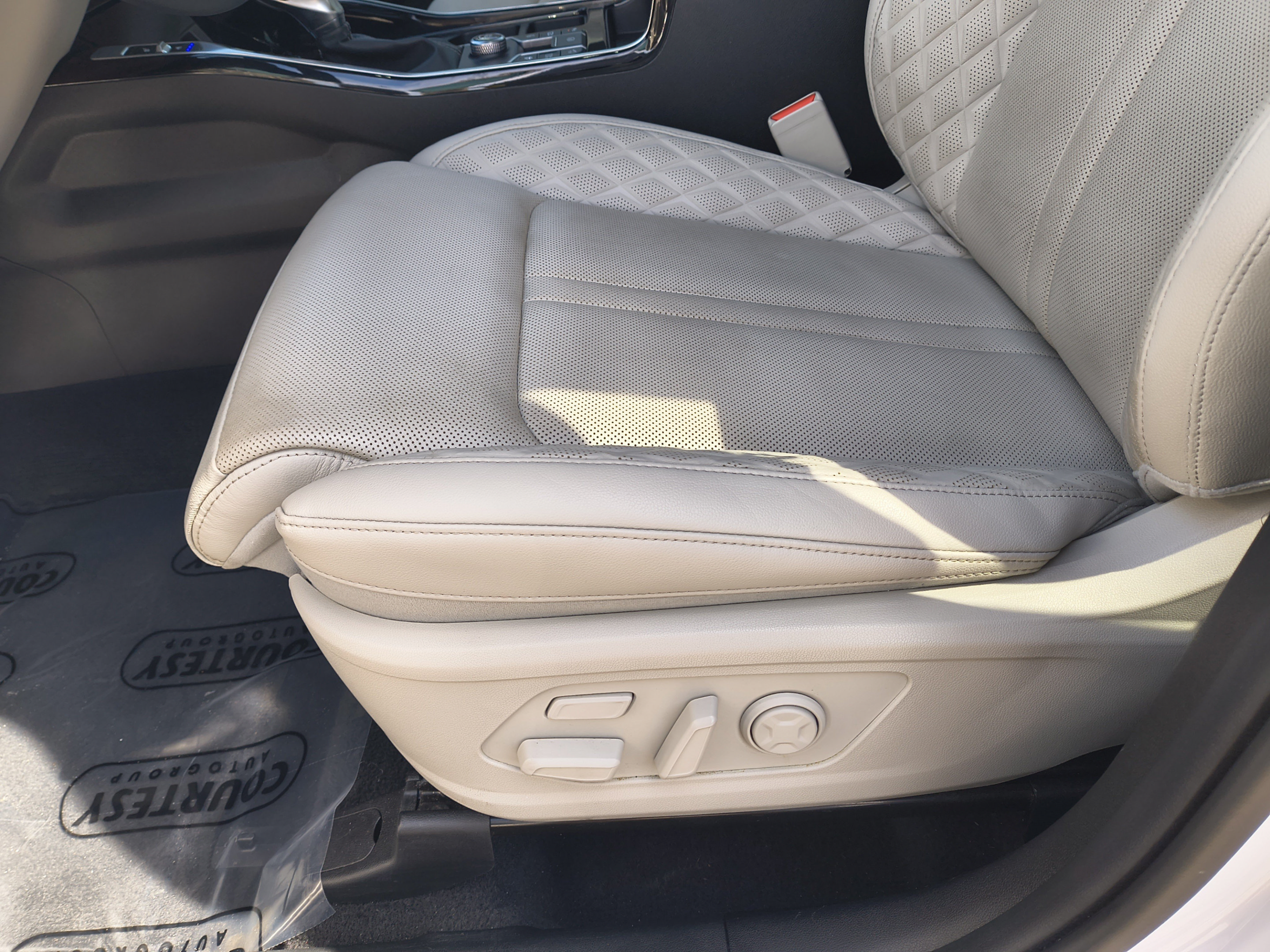 Used 2022 Kia Sorento SX FWD image 21