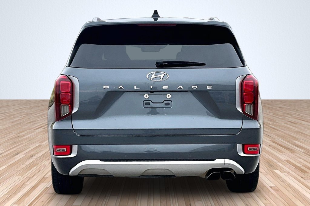 Used 2021 Hyundai Palisade Limited FWD image 4