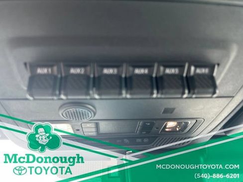 Used 2025 Ford Bronco Badlands AWD/4WD image 20